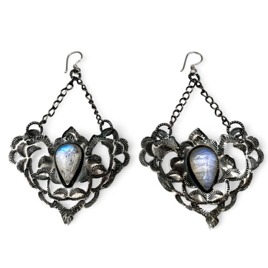 Lacey Earrings with Moonstone