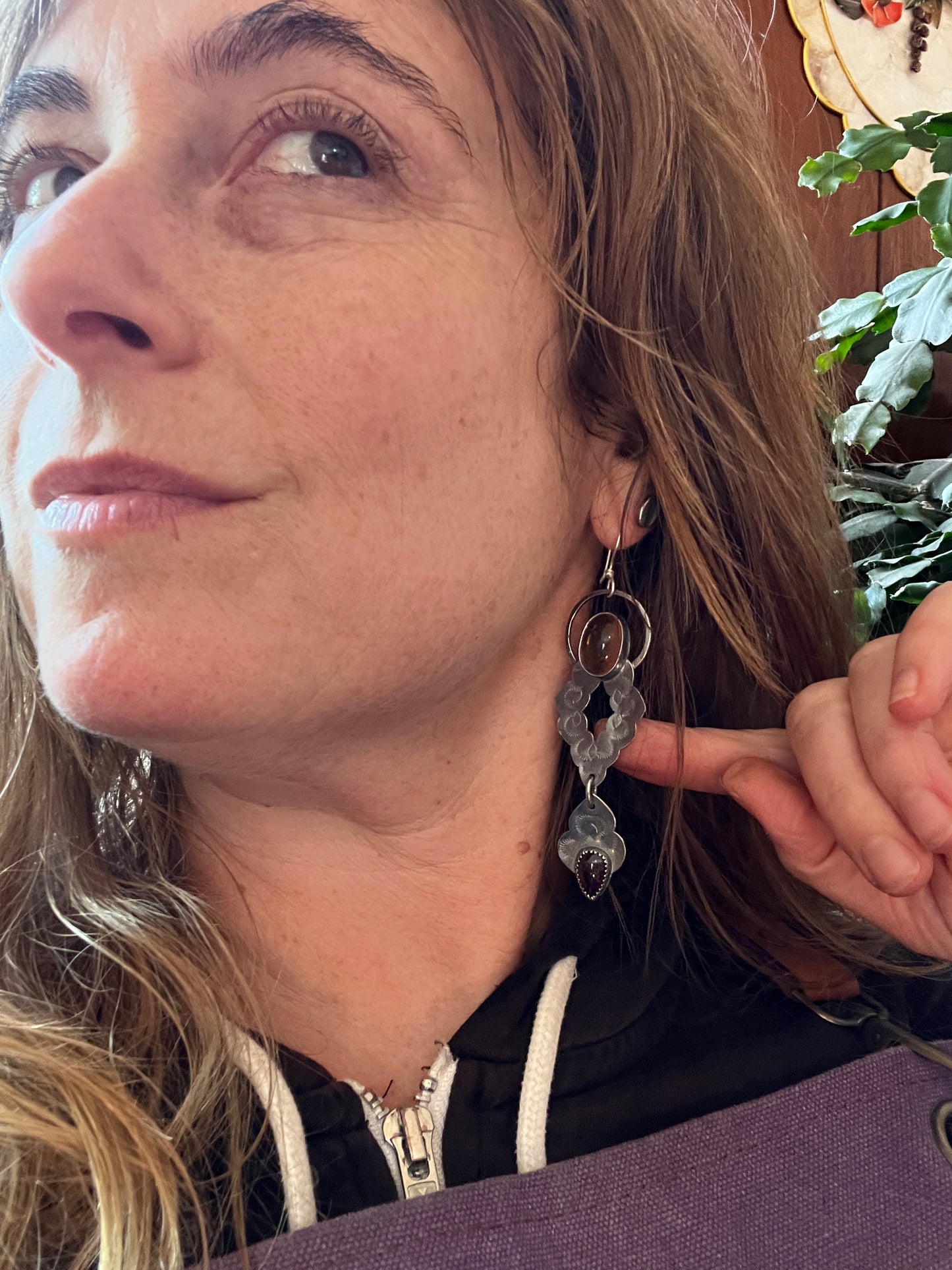Venus Earrings with Amber and Garnet