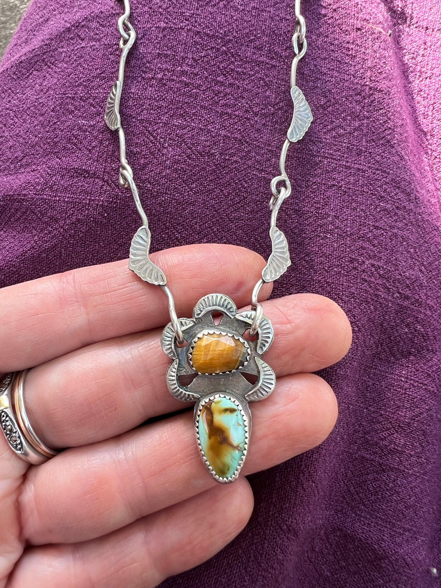 Royston Ribbon Turquoise and Tigers Eye Flor Necklace