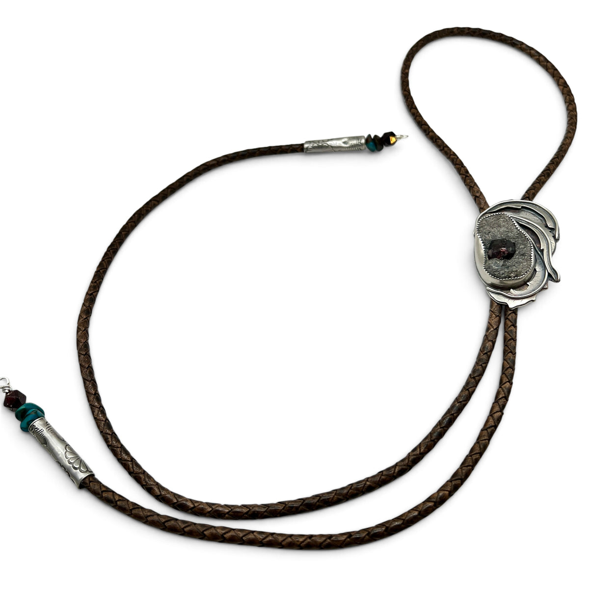 Raw Garnet Rose Parade Bolo