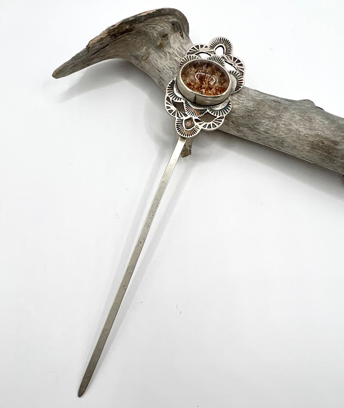 Sweater/ Shawl Pin in Lodolite